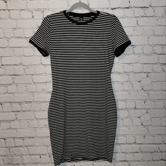 Shein Size 0XL Striped Mini Dress - Picture 1 of 4